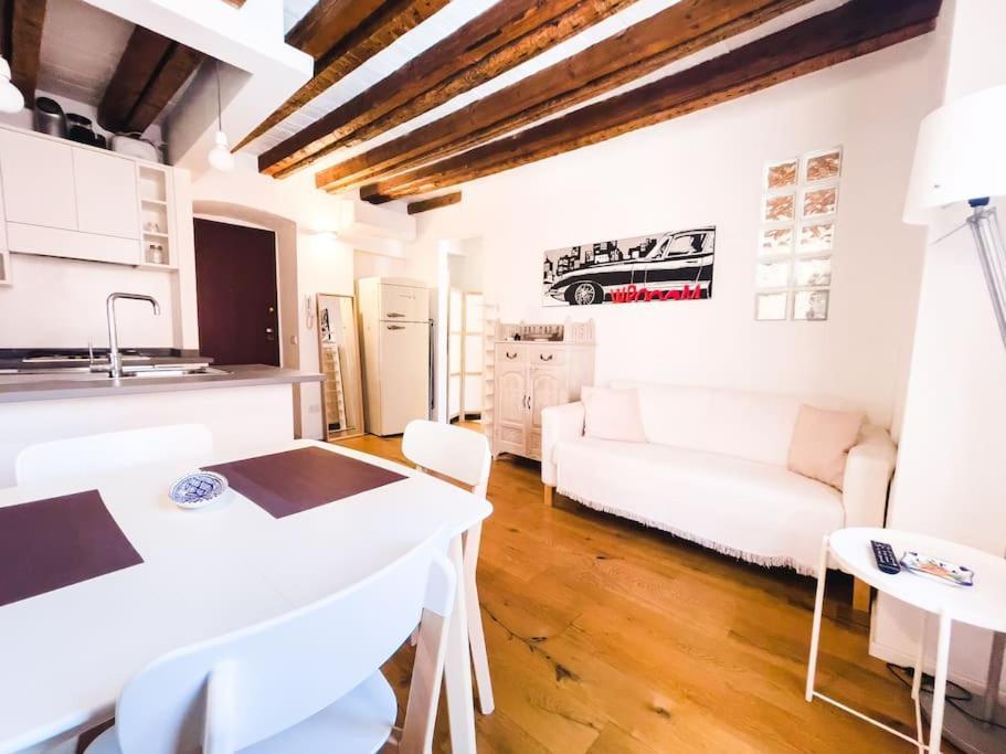 Arco Della Pace - Sempione - Moderno Bilocale Apartman Milánó Kültér fotó