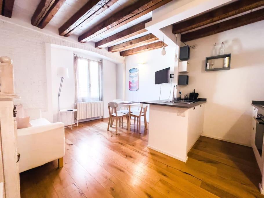 Arco Della Pace - Sempione - Moderno Bilocale Apartman Milánó Kültér fotó